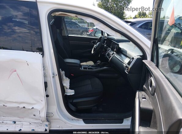 5XYRG4LC4PG218575 2023 KIA SORENTO White Widok wnętrza z przodu