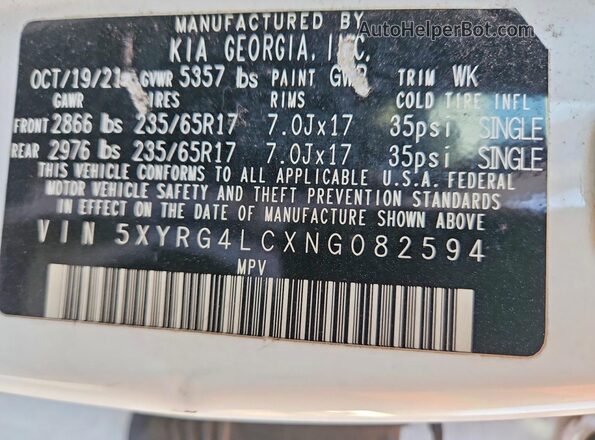 5XYRG4LCXNG082594 2022 KIA SORENTO White 360 interior view