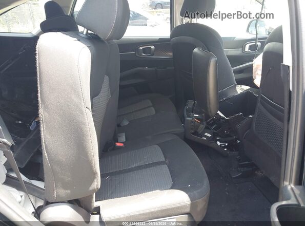 5XYRG4LCXNG112225 2022 KIA SORENTO Black Widok naklejki z numerem VIN