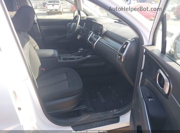 5XYRG4LCXPG200842 2023 KIA SORENTO White Vista interior delantera