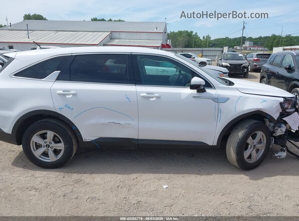 5XYRGDLC8NG106536 2022 KIA SORENTO White Rear interior view