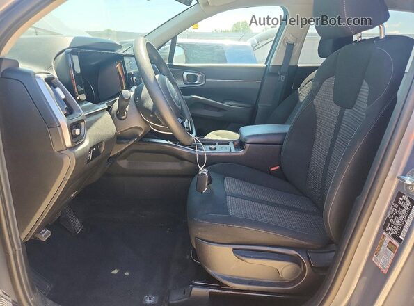 5XYRGDLC9NG110191 2022 KIA SORENTO Blue Front interior view