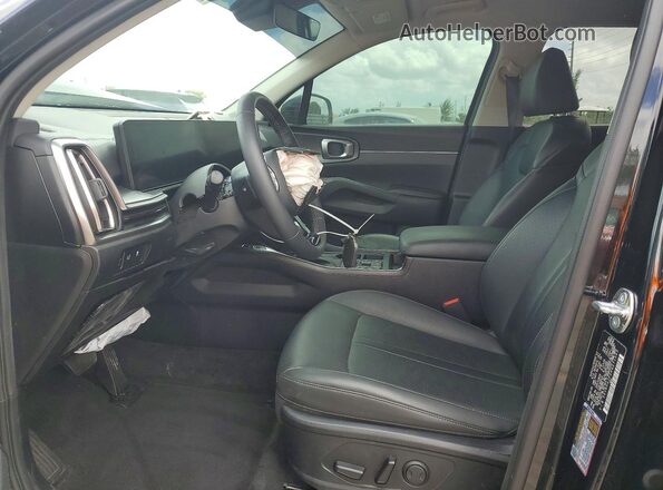 5XYRH4JF2RG271563 2024 KIA SORENTO Черный Вид салона спереди