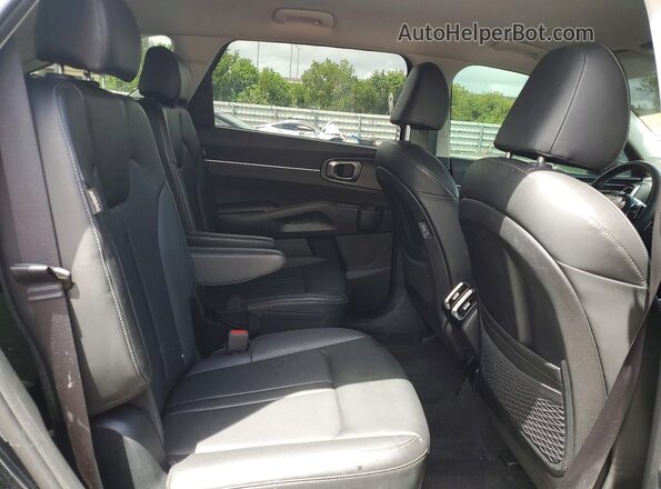 5XYRH4JF2RG271563 2024 KIA SORENTO Черный Вид задней части салона