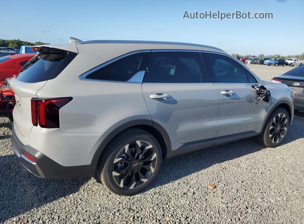 5XYRH4JF4TG440537 2026 KIA SORENTO Silver უკანა მარჯვენა