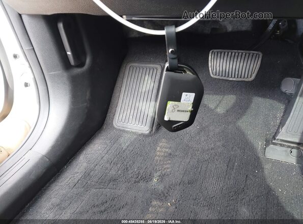 5XYRHDJF2TG453836 2026 KIA SORENTO White Widok deski rozdzielczej