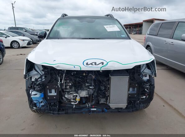 5XYRHDJF9SG368393 2025 KIA SORENTO White Вид задньої частини салону