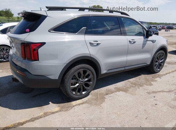 5XYRHDLF0NG152028 2022 KIA SORENTO Gray Rear right