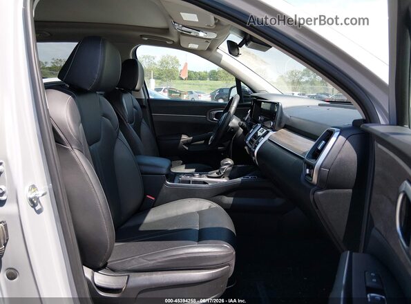 5XYRHDLF0NG152028 2022 KIA SORENTO Gray Front interior view