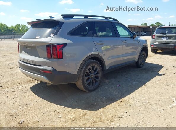 5XYRHDLF7NG096184 2022 KIA SORENTO Gray Trasero derecho