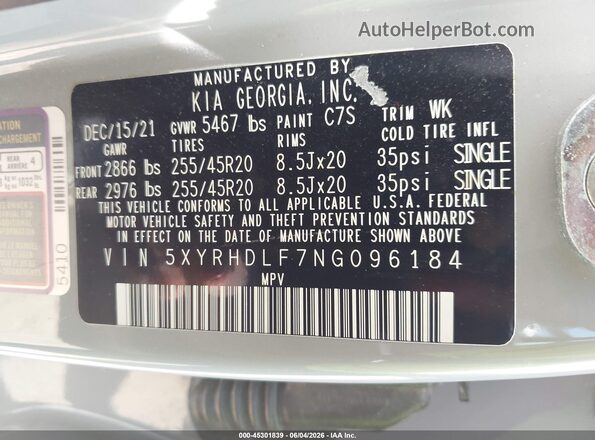 5XYRHDLF7NG096184 2022 KIA SORENTO Gray Vista del compartimento del motor