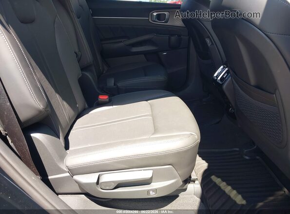 5XYRK4JF0TG410260 2026 KIA SORENTO Black Вид наклейки з VIN-кодом