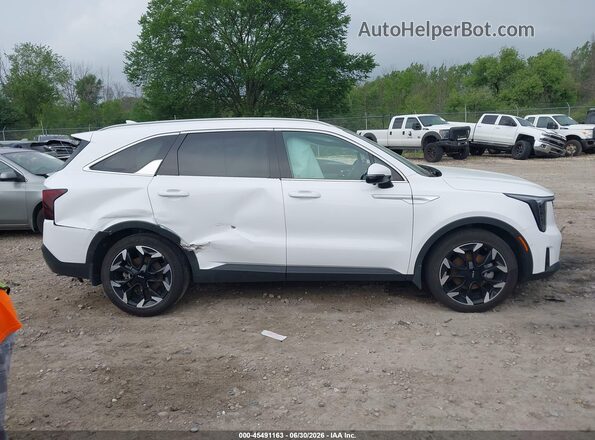 5XYRK4JF2SG337004 2025 KIA SORENTO White Widok wnętrza z tyłu