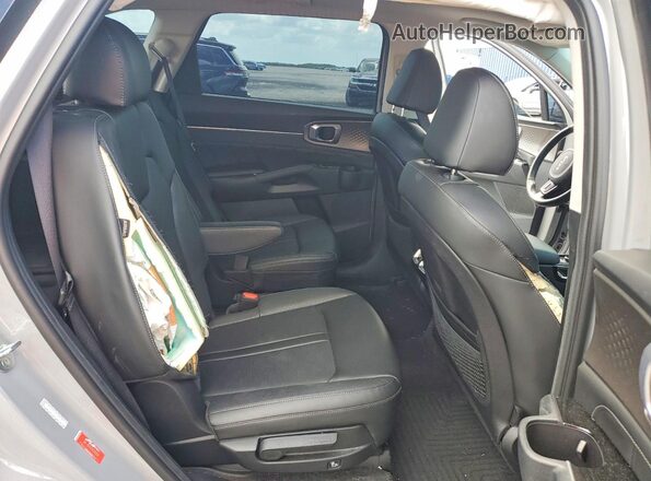 5XYRK4JF6RG260857 2024 KIA SORENTO Gray 