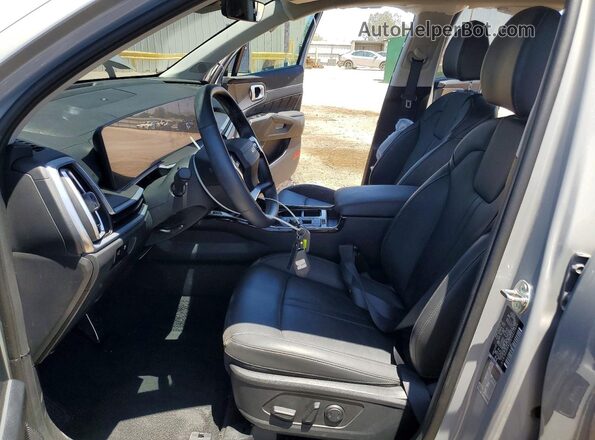 5XYRK4JFXTG411836 2026 KIA SORENTO Gray წინა სალონის ხედი