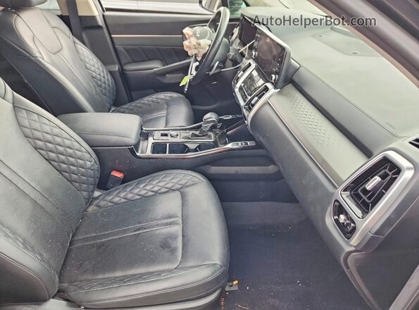 5XYRK4LF2NG130131 2022 KIA SORENTO Серый Вид салона спереди