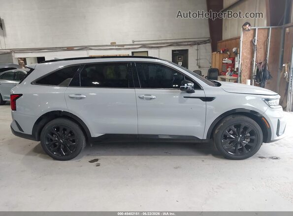 5XYRK4LF4NG142488 2022 KIA SORENTO Gray Սալոնի հետևի տեսք