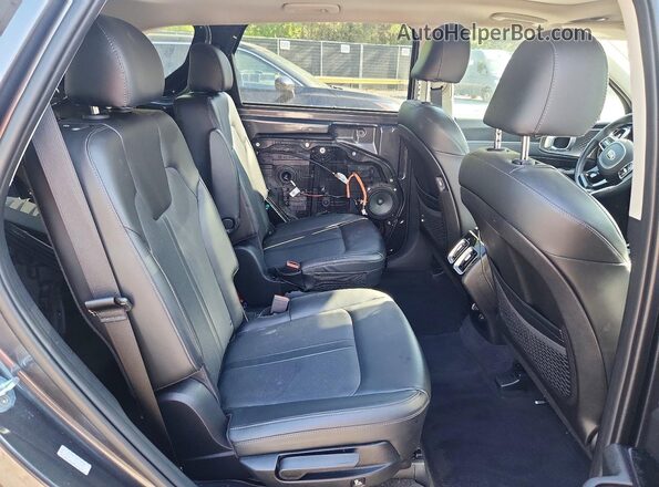 5XYRK4LF7MG058843 2021 KIA SORENTO Charcoal Rear interior view