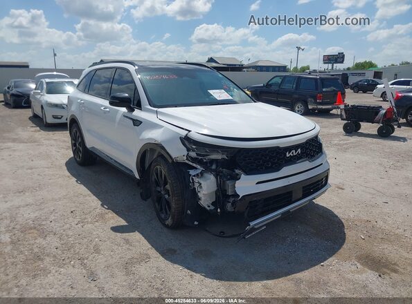 5XYRK4LF9NG117859 2022 KIA SORENTO White Front view