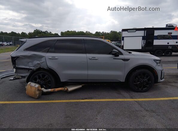 5XYRK4LFXNG101735 2022 KIA SORENTO Серый Вид задней части салона