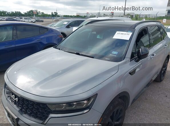 5XYRK4LFXNG126716 2022 KIA SORENTO Gray Вид спереду