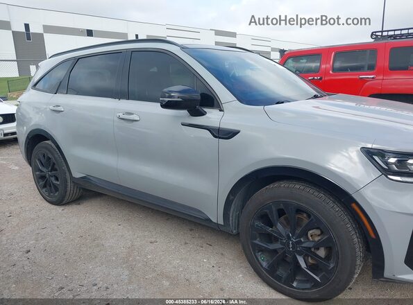 5XYRK4LFXNG126716 2022 KIA SORENTO Gray Вид задньої частини салону