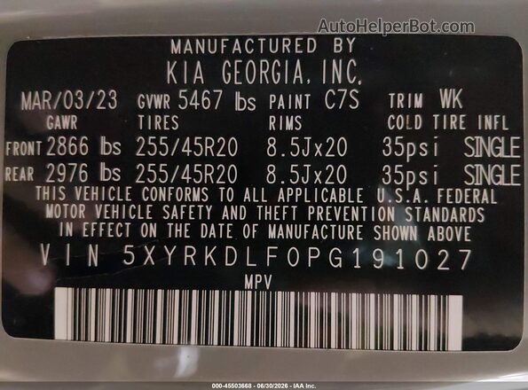5XYRKDLF0PG191027 2023 KIA SORENTO Gray Vista del compartimento del motor