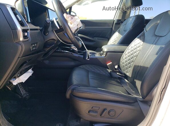 5XYRKDLF2NG087085 2022 KIA SORENTO White Widok wnętrza z przodu