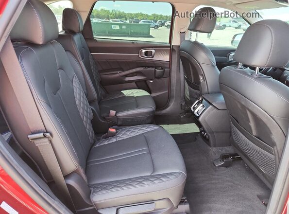 5XYRKDLF3PG219953 2023 KIA SORENTO Red უკანა სალონის ხედი