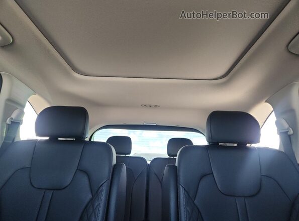 5XYRKDLF3PG219953 2023 KIA SORENTO Red უკანა სავარძლების ხედი