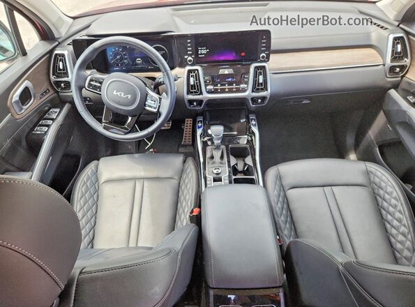 5XYRKDLF5PG221610 2023 KIA SORENTO Red Vista del salpicadero