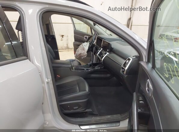 5XYRKDLFXNG155522 2022 KIA SORENTO Gray Vista interior delantera