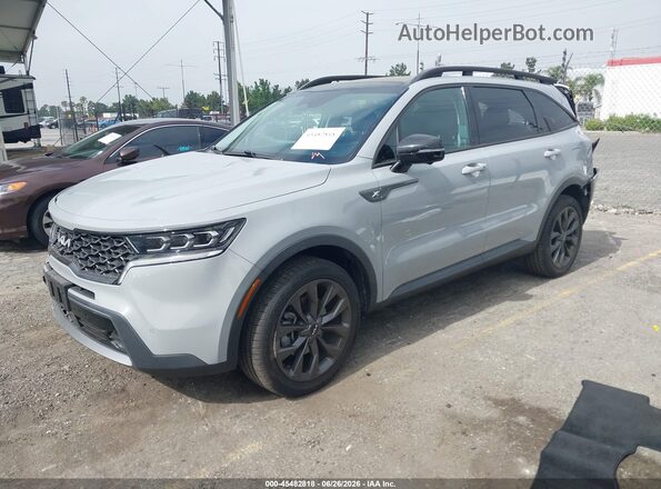 5XYRKDLFXPG196896 2023 KIA SORENTO Gray Przód lewy
