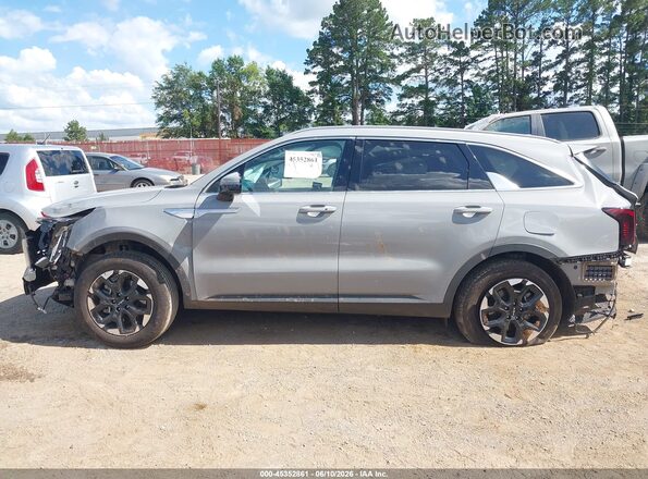 5XYRL4JC4TG438257 2026 KIA SORENTO Gray Սալոնի հետևի տեսք