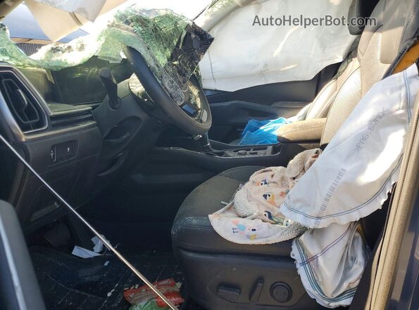 5XYRL4JC7RG278044 2024 KIA SORENTO Синий Вид салона спереди