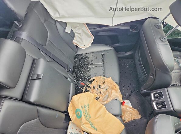 5XYRL4JC8RG275699 2024 KIA SORENTO Black Vista interior trasera