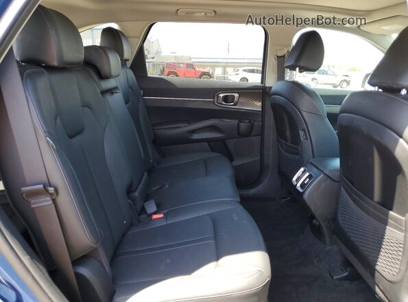 5XYRL4JC8SG365652 2025 KIA SORENTO Blue Вид задньої частини салону