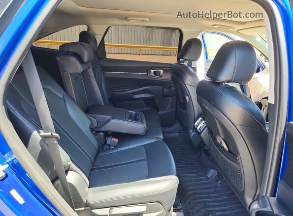 5XYRL4LC0MG008188 2021 KIA SORENTO Blue Rear interior view