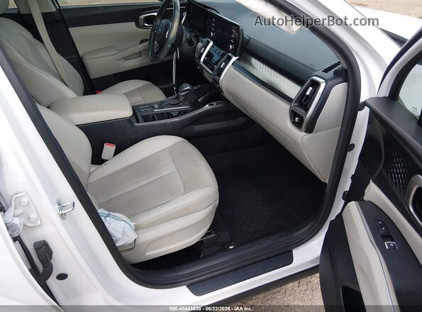 5XYRL4LC8MG056182 2021 KIA SORENTO White Front interior view