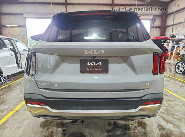 5XYRLDJC3TG446236 2026 KIA SORENTO Gray უკანა ხედი