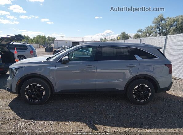 5XYRLDJC9SG326519 2025 KIA SORENTO Gray Widok wnętrza 360 stopni