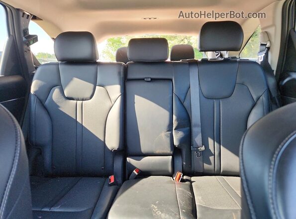 5XYRLDLC2MG004384 2021 KIA SORENTO Gray Rear seats view
