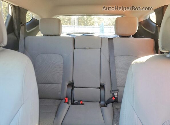 5XYZT3LB1JG563552 2018 HYUNDAI SANTA Silver Հետևի նստատեղերի տեսք