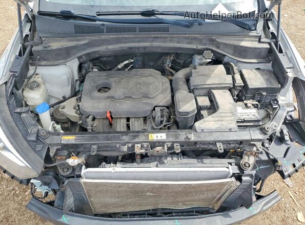 5XYZTDLB4HG402984 2017 HYUNDAI SANTA Silver ძრავის განყოფილების ხედი