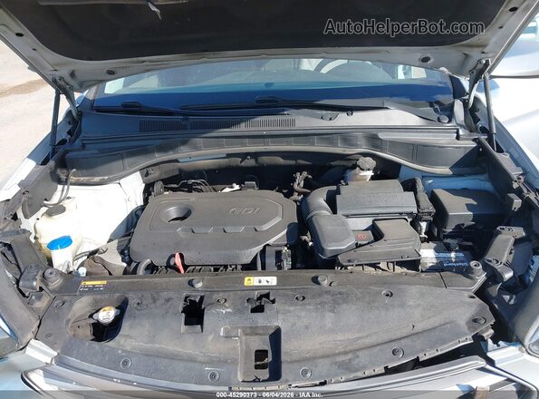 5XYZTDLB4HG478043 2017 HYUNDAI SANTA FE SPORT Серебряный 