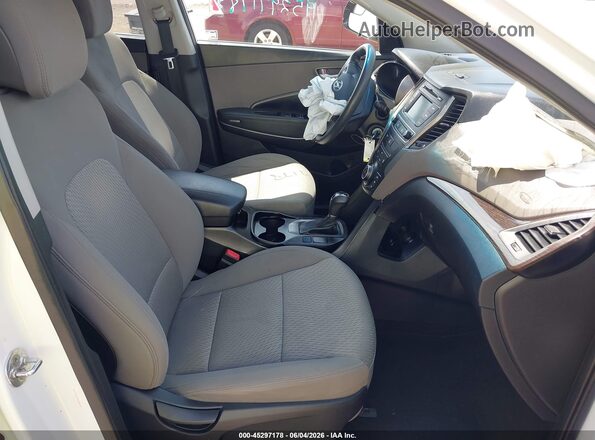 5XYZTDLBXHG440140 2017 HYUNDAI SANTA FE SPORT White წინა სალონის ხედი