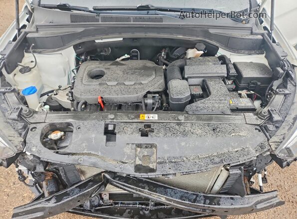 5XYZU3LB2JG545882 2018 HYUNDAI SANTA White ძრავის განყოფილების ხედი