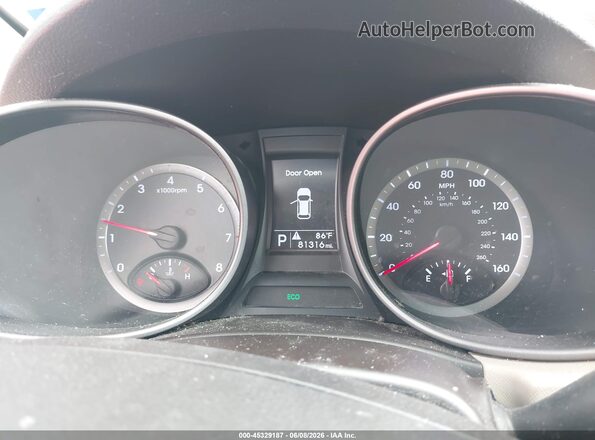 5XYZU3LB5GG313091 2016 HYUNDAI SANTA FE SPORT Maroon Widok tylnych siedzeń