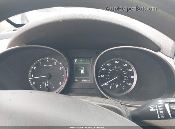 5XYZUDLB6HG384694 2017 HYUNDAI SANTA FE SPORT Серый Вид задних сидений