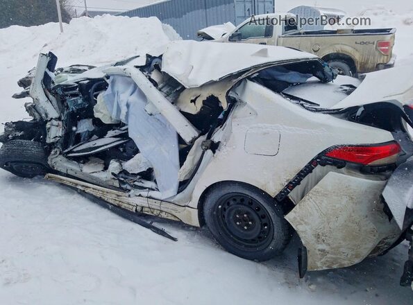 5YFB4MBE6RP196140 2024 TOYOTA COROLLA White Задня ліва чверть
